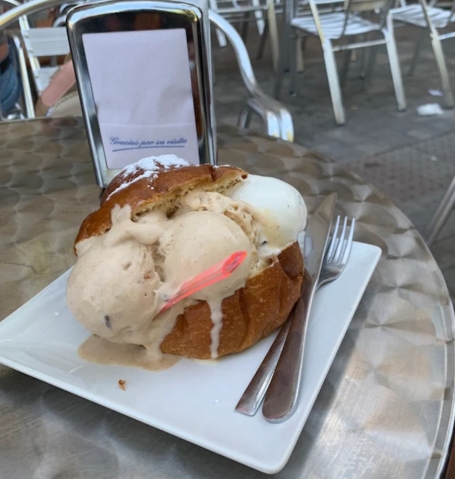 brioche con helado