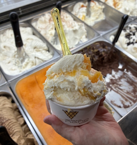 helado casero de yema tostada delnano